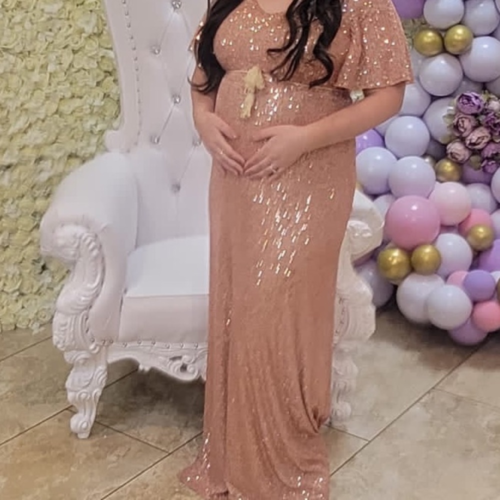 Formal Maternity dress size 8, worn once